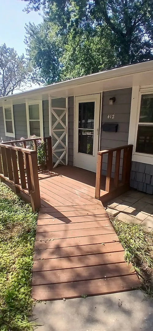 Available Now Newly Updated 3-Bedroom Ranch In Independence! — Photo 1
