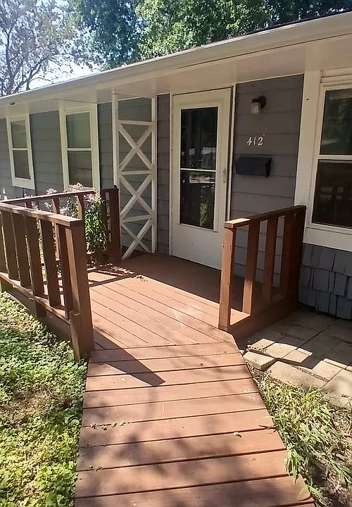 412 N Cochise Dr