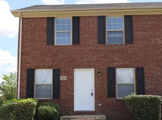 215 Elkchester Cir, Nicholasville, KY 40356