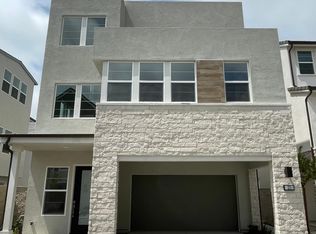 211 Pin Ln, Lake Forest, CA 92630