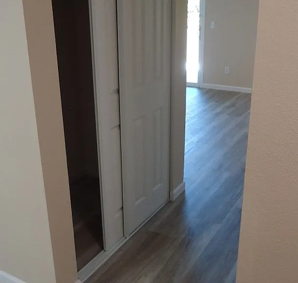 Glenview West Apartments — Photo 67