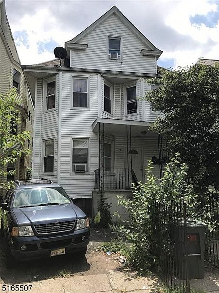 1st image of 79 Eaton Pl