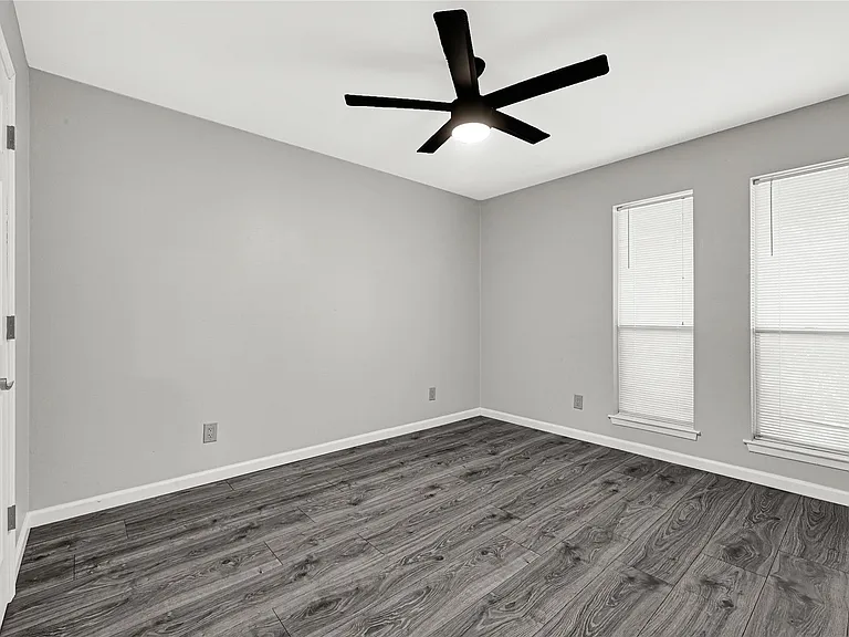 13003 Frank Ln — Photo 15