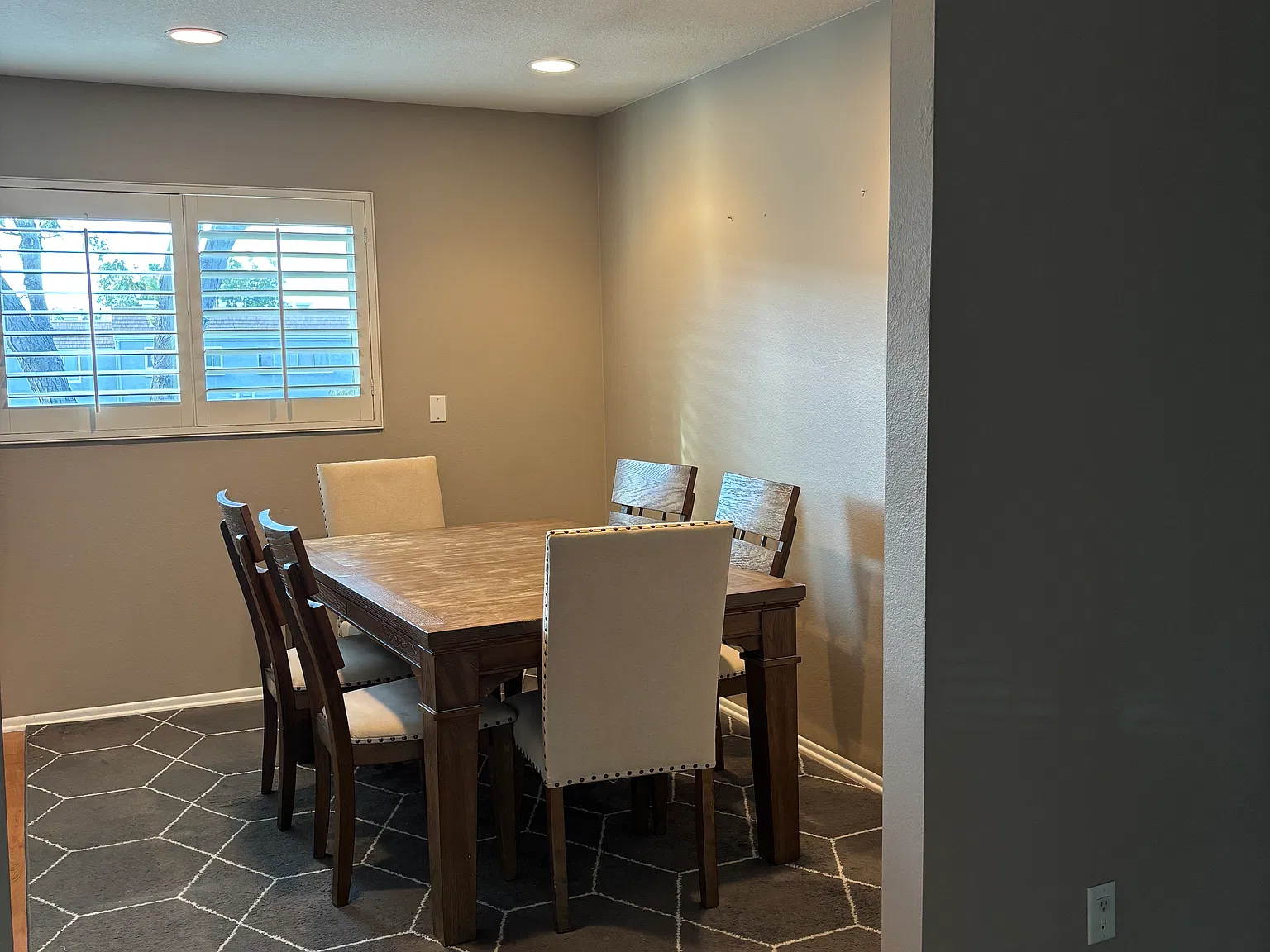 2 bed, 928 sqft, $3,200 — Photo 4