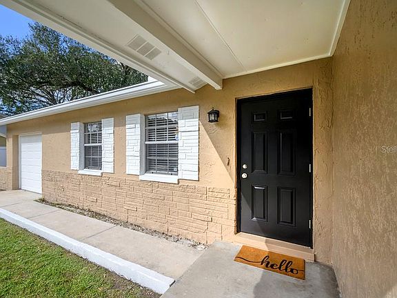 4th image of 4426 Dolphin Dr