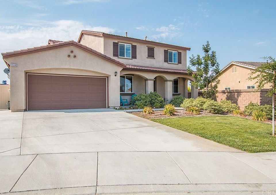 1st image of 30042 Wales Ct