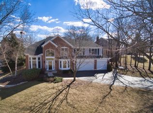 285 Winchester Dr, Algonquin, IL