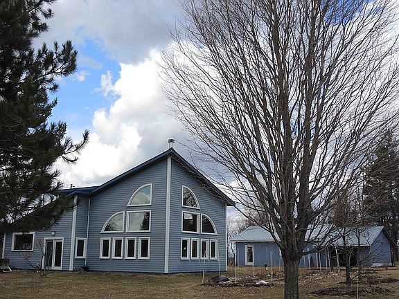 22-foot windowed walls!