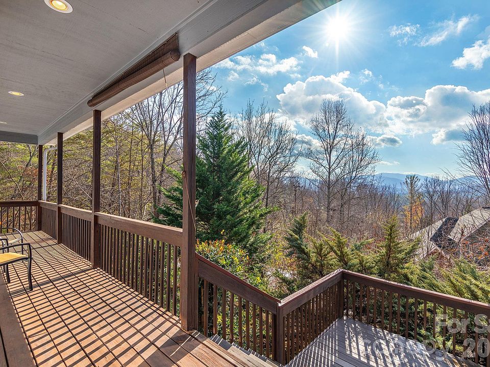 1st image of 212 Blue Ridge Vis