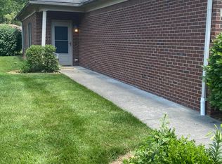 1232 Elizabeth Ln, Jeffersonville, IN 47130
