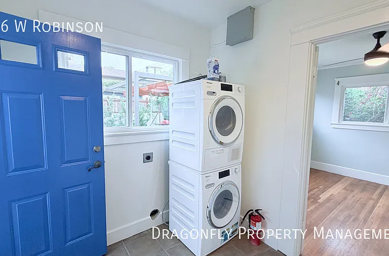 236 W Robinson Ave — Photo 10