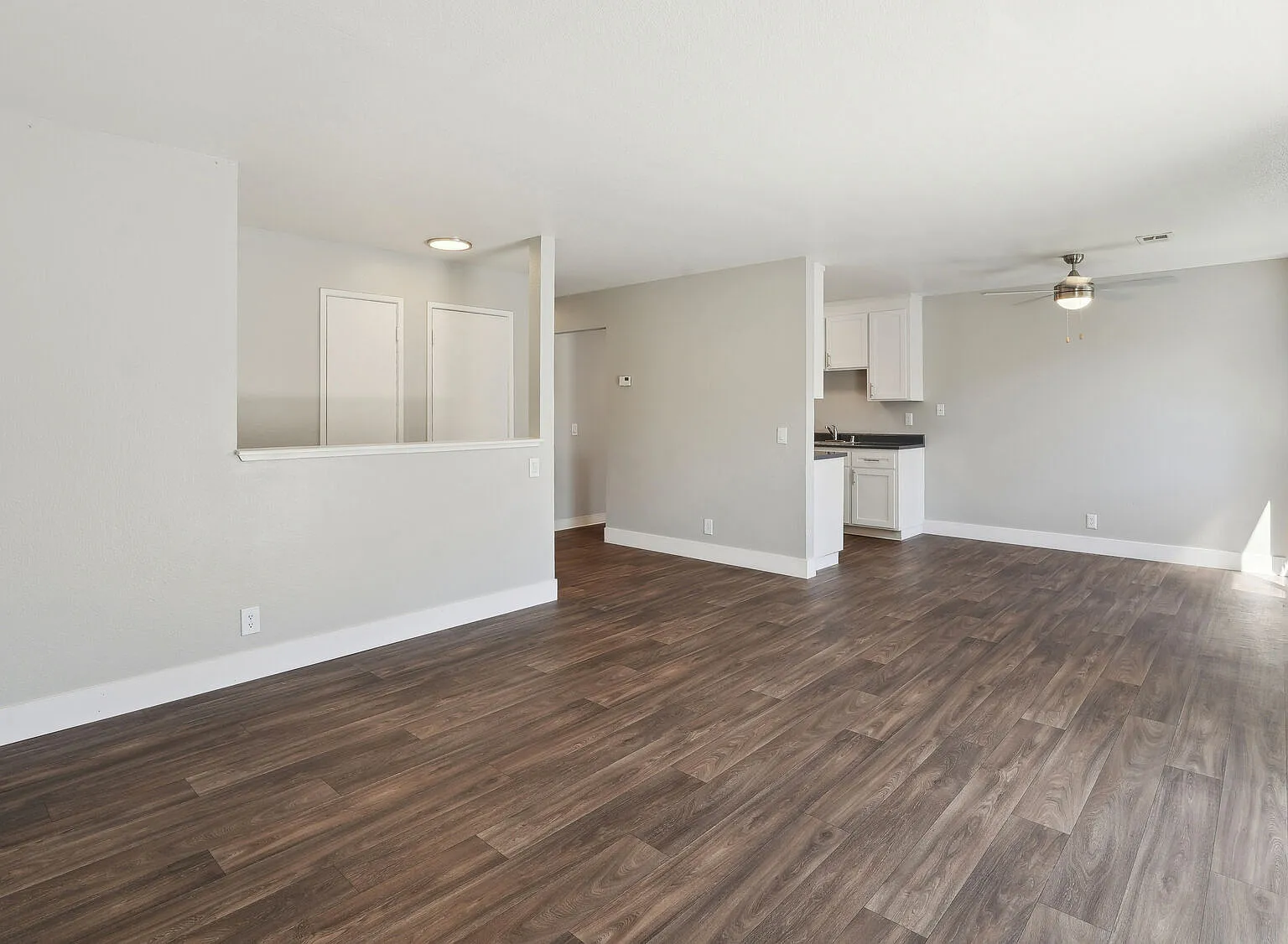 Kentwood Apartments — Photo 4