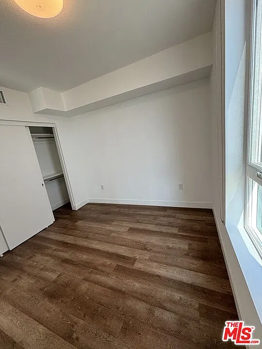 1 bed, 1.0 bath, $2,050 — Photo 3