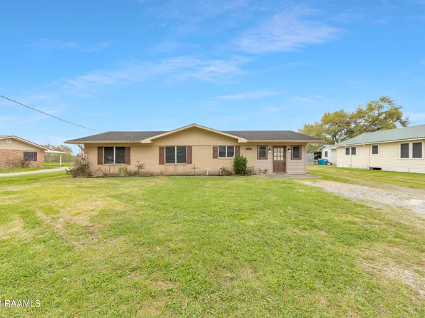 3595B Grand Point Hwy, Breaux Bridge, LA 70517