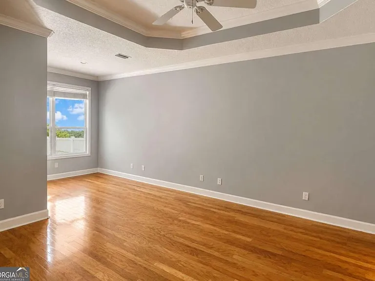 233 Austin Ryan Dr — Photo 22