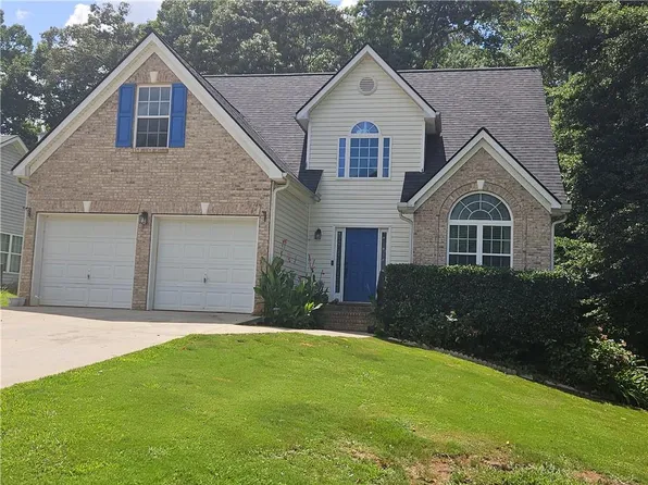105 Queensland Ln, Covington, GA 30016