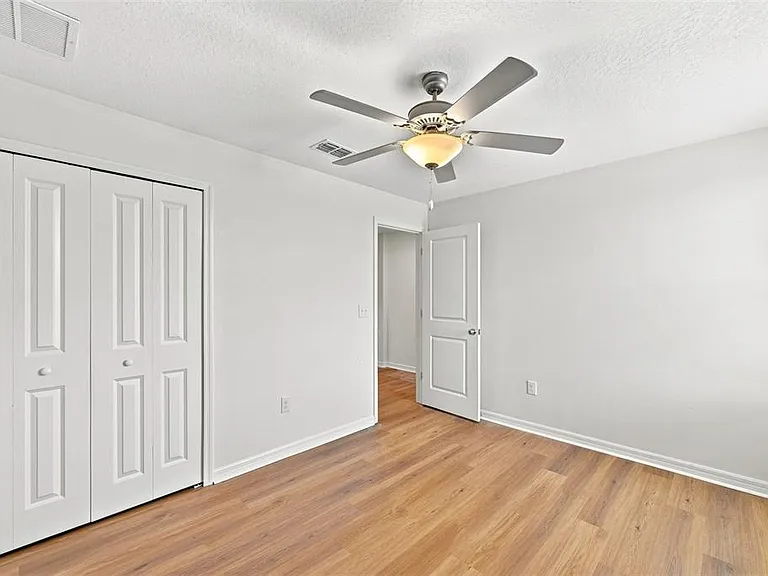 9454 Channing Hill Dr — Photo 29