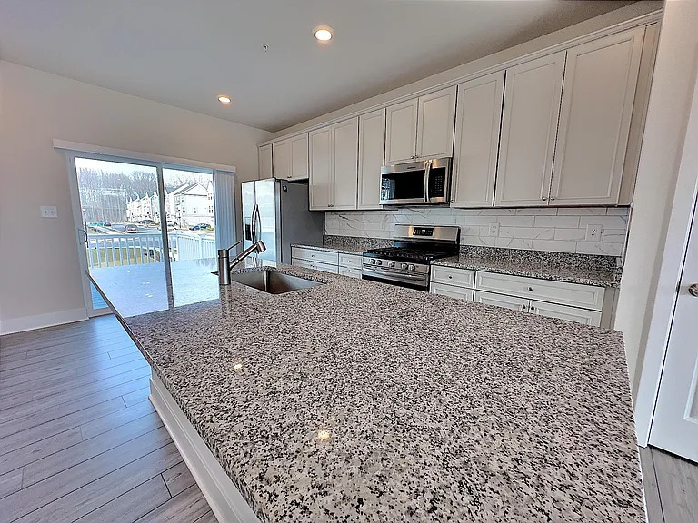 1710 Huber Rd — Photo 38