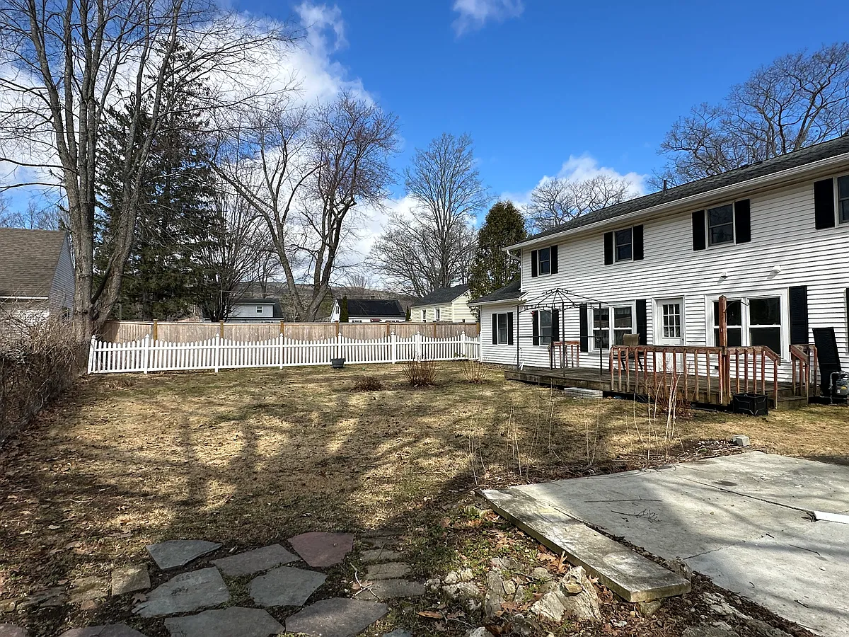Rear - 181 Park Ave #A