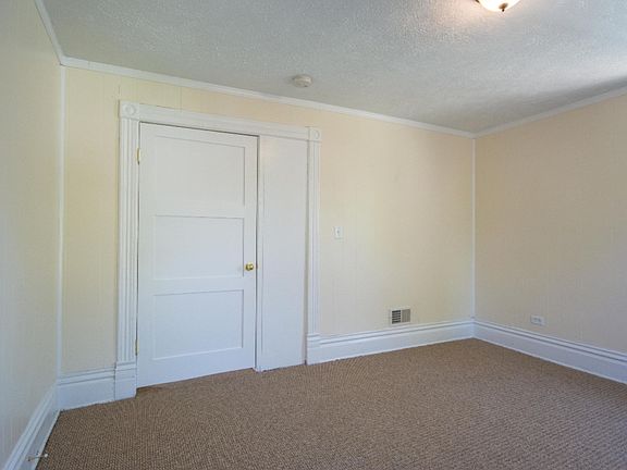 2nd image of 609 New Ave SW #2
