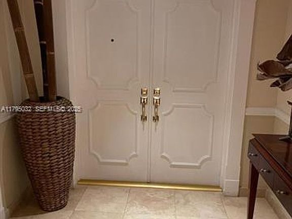 2nd image of 600 Grapetree Dr APT 7CS