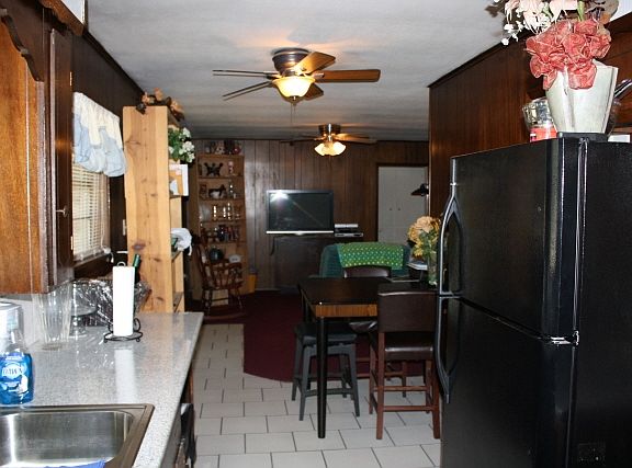 3rd image of 1329 Debbie Dr