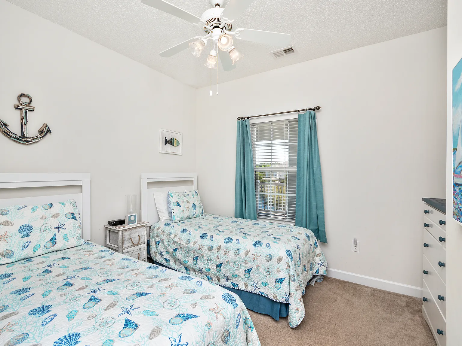 2 bed, 1050 sqft, $1,800 — Photo 4