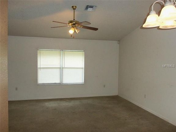3rd image of 13542 Driscoll Ave