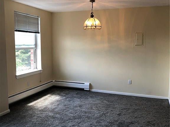 5th image of 35 Park Ave APT 4T