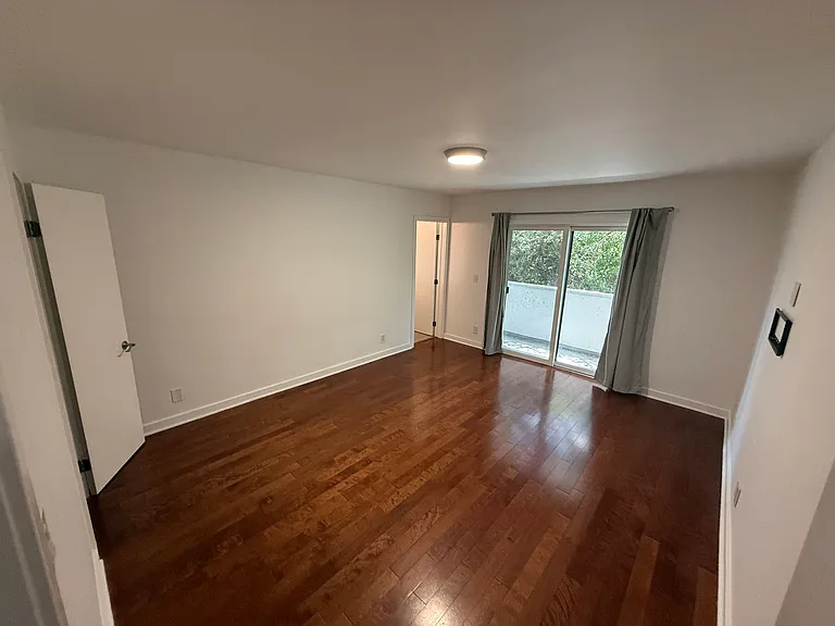 811 S Bedford St #204 — Photo 18