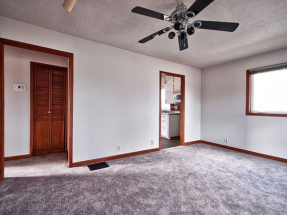 5th image of 309 Capital Ave