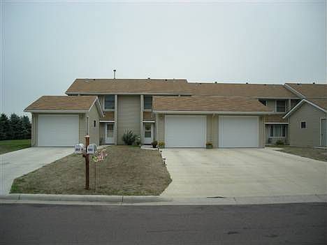 1st image of 605 Burton Ln