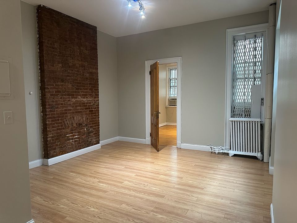1st image of 121 E 89th St APT 1