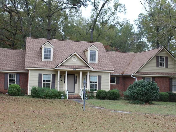 1900 Chatham Dr, Albany, GA 31721