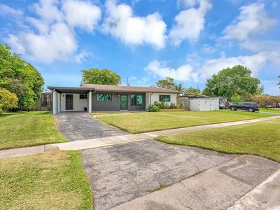 6275 Lakeshore Dr, Margate, FL, 33063