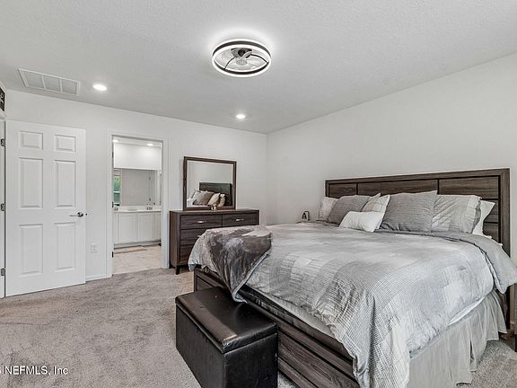 3rd image of 11141 STAPLETON Drive