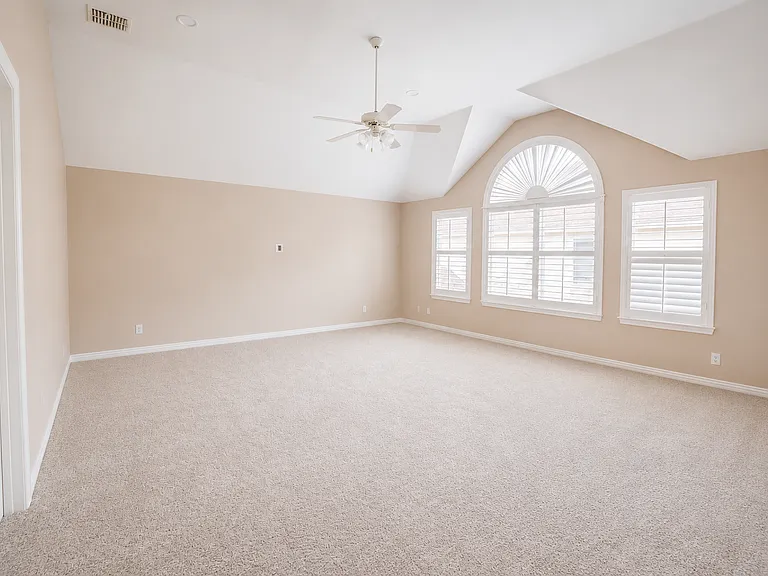 4453 Red Barn Dr — Photo 33