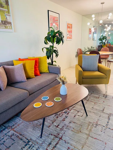 1 bed, 589 sqft, $1,700 — Photo 2