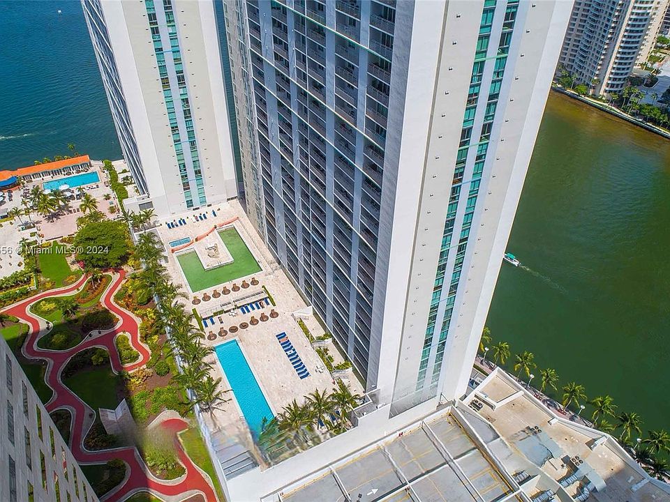 1st image of 335 Biscayne Blvd #4106