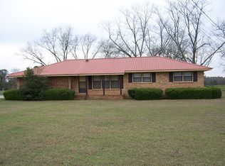465 N Mattie Ave, Sycamore, GA 31790