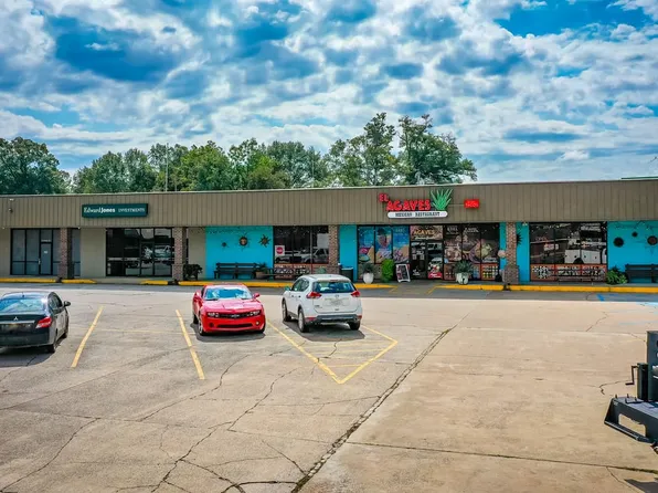 501 N Hervey St, Hope, AR 71801