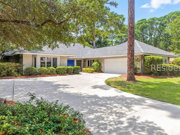 39 Lancaster Pl, Hilton Head Island, SC 29926