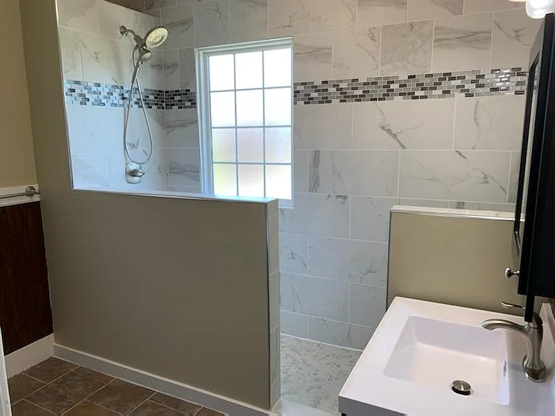 3 bed, 1.5 bath, 2000 sqft, $1,500 — Photo 2