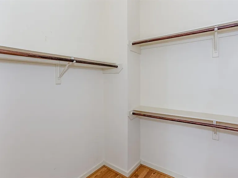 4030 Center St — Photo 19