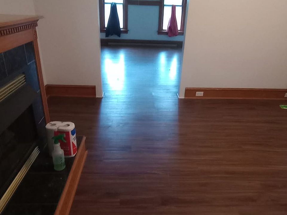 1st image of 1326 Lynn St