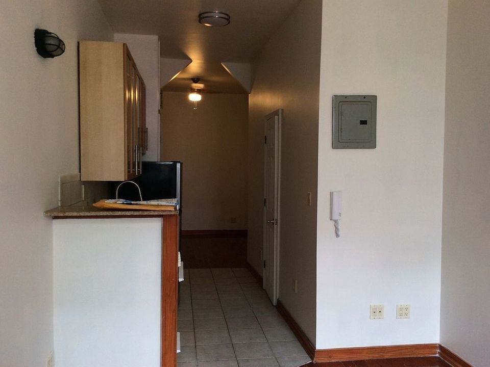 1st image of 241 E 111th St #B1