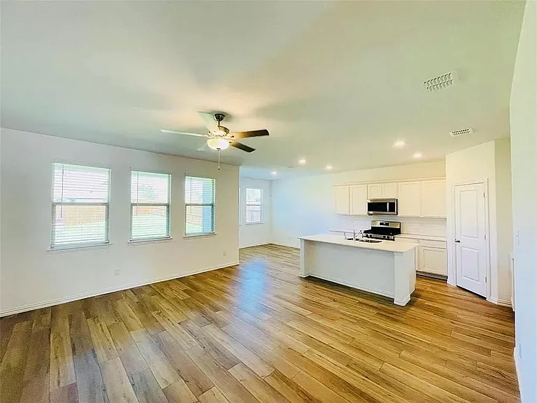 3308 Ringtail Ln — Photo 3