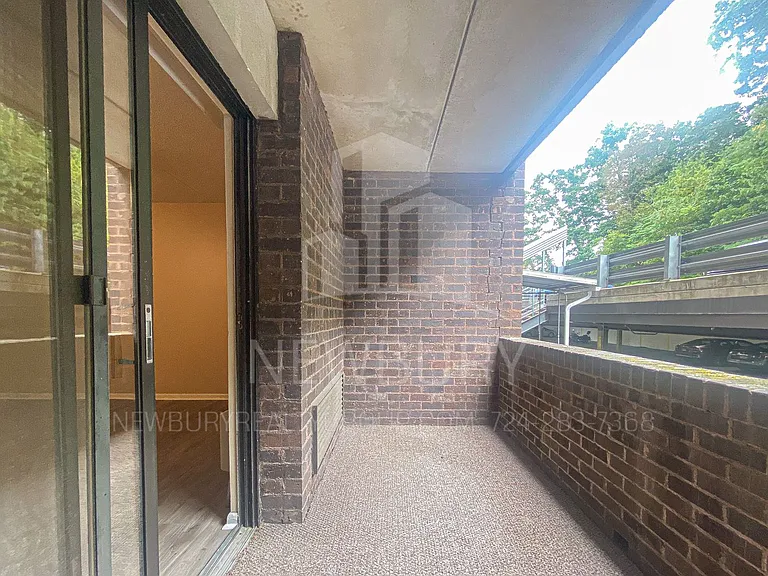 530 N Main Street - The Townhouse. — Photo 37
