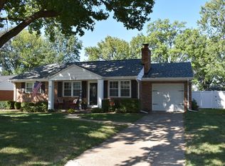 607 Kirkshire Dr, Saint Louis, MO 63122