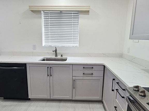 3rd image of 500 N Armijo St #0